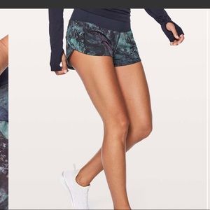 lululemon speed up shorts 2.5” radiant multi/navy